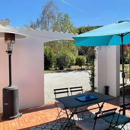 Au Calme Avec Terrasse Et Jardin Dom wakacyjny